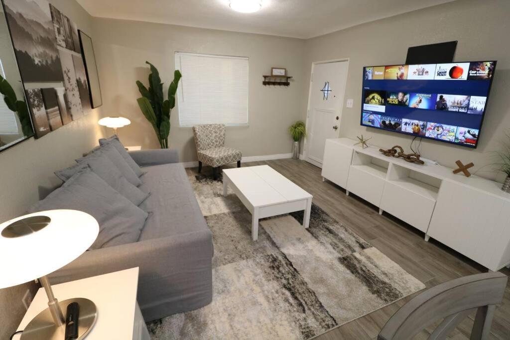 Renovated Stay, Parking, Near Dt & Airport * El Paso