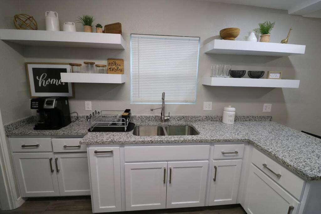 Renovated Stay, Parking, Near Dt & Airport El Paso