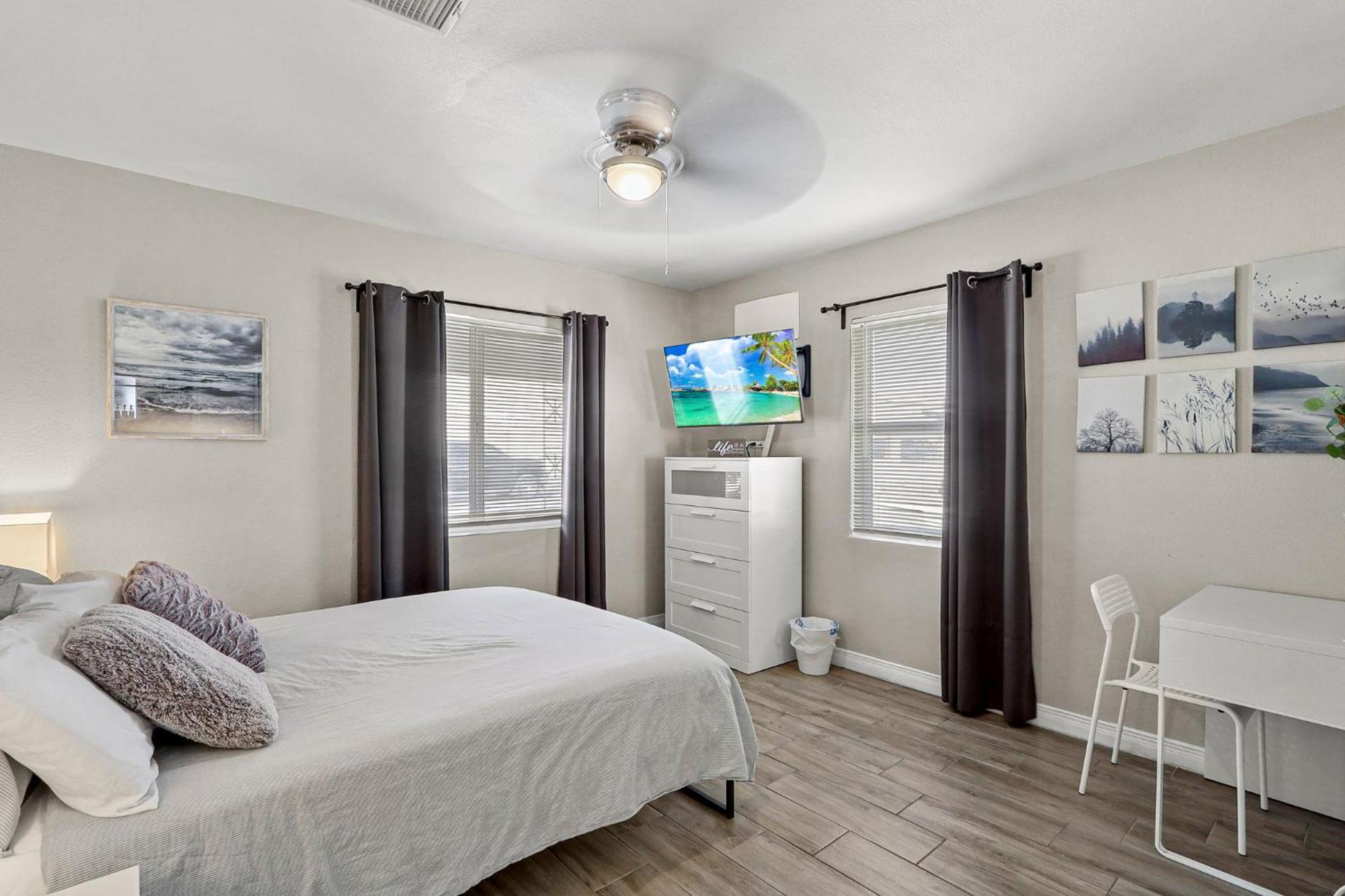 Renovated Stay, Parking, Near Dt & Airport Casa vacanze *