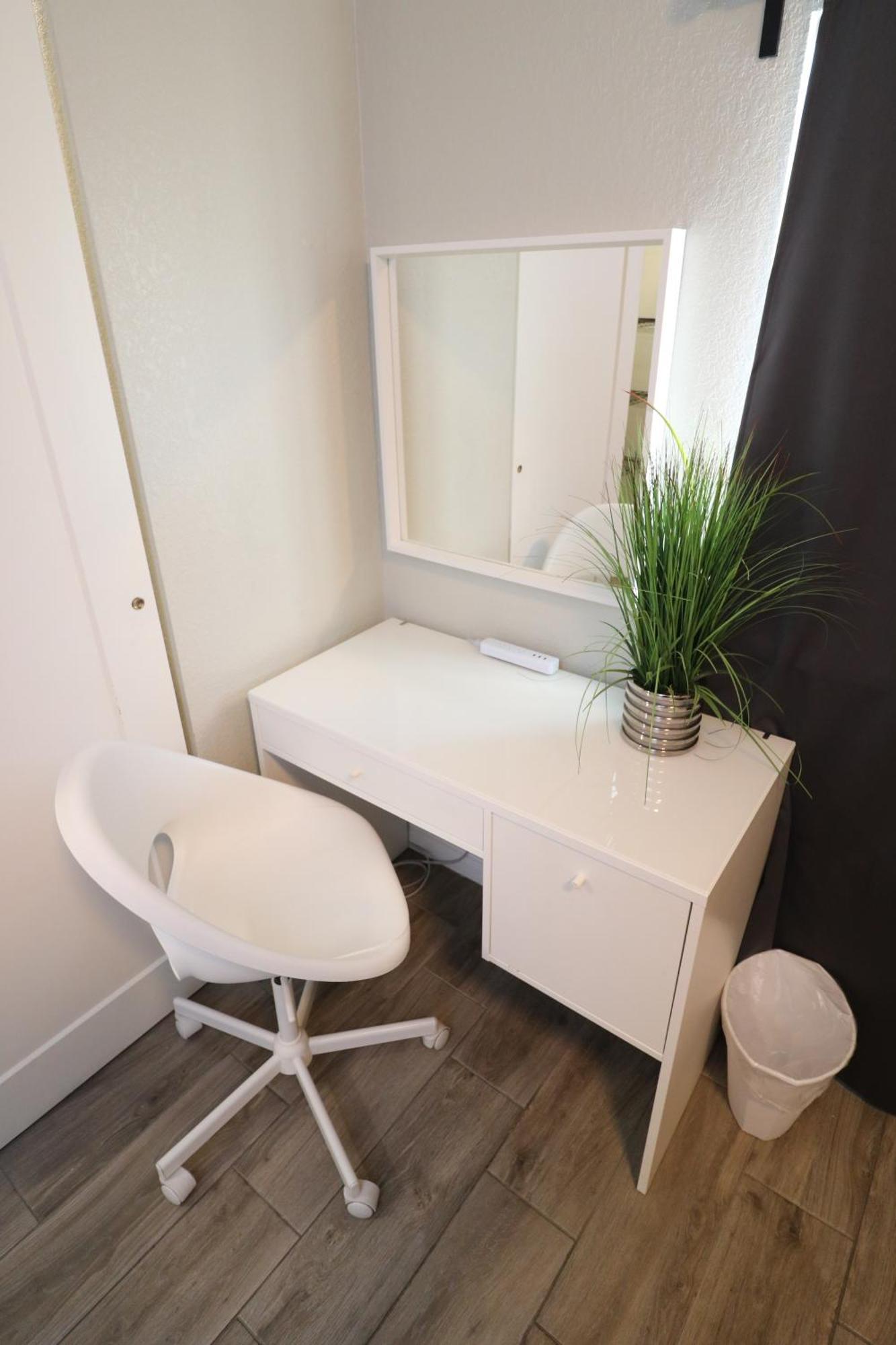 Casa vacanze Renovated Stay, Parking, Near Dt & Airport